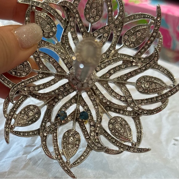 14 karat Gold Tanzanite earrings - Picture 6 of 9